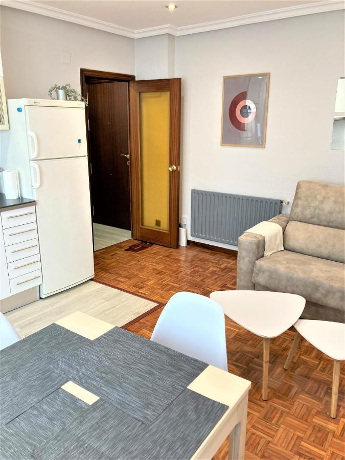 Tranquilidad Y Cercania. Wifi. Parking Incluido! Oviedo Exterior foto